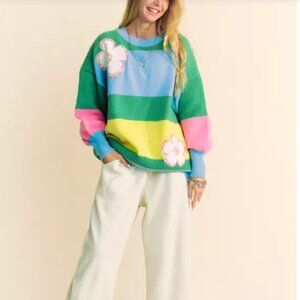 Davi & Dani Over-sized Floral Applique Sweater